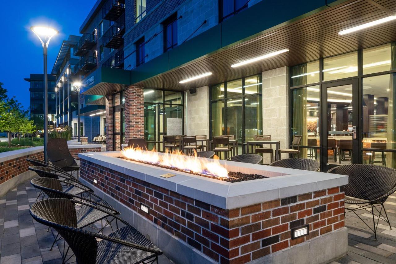 Courtyard By Marriott Houston Northeast Hotel Exterior foto